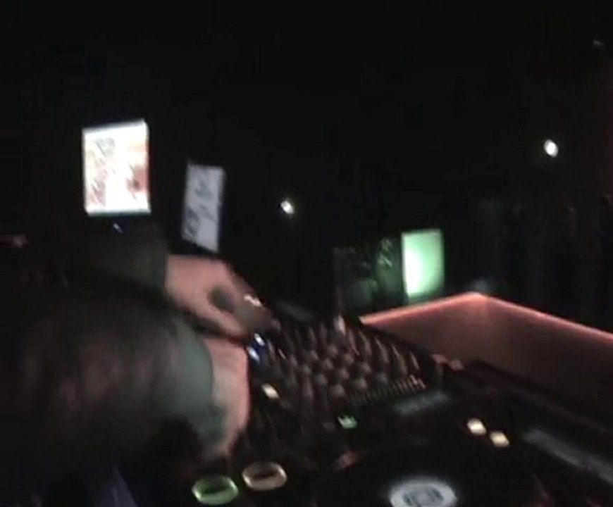 Maxime Florent Mix Live @ RedNight Club / Davy Krief (Percu)