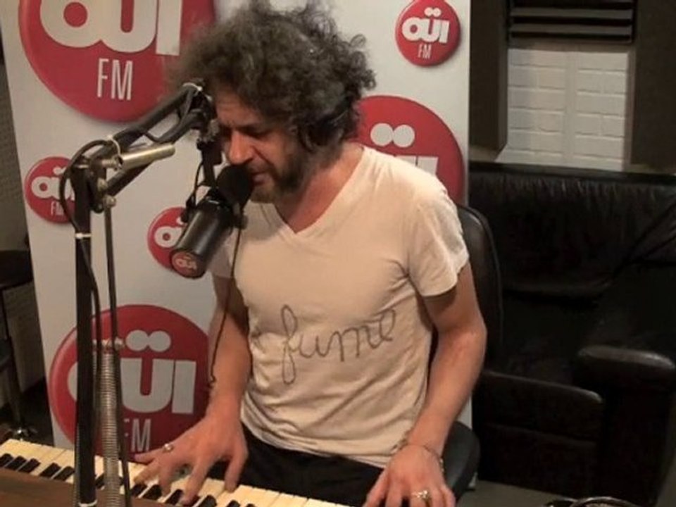 Bazbaz - Amy Winehouse Cover - Session Acoustique OÜI FM