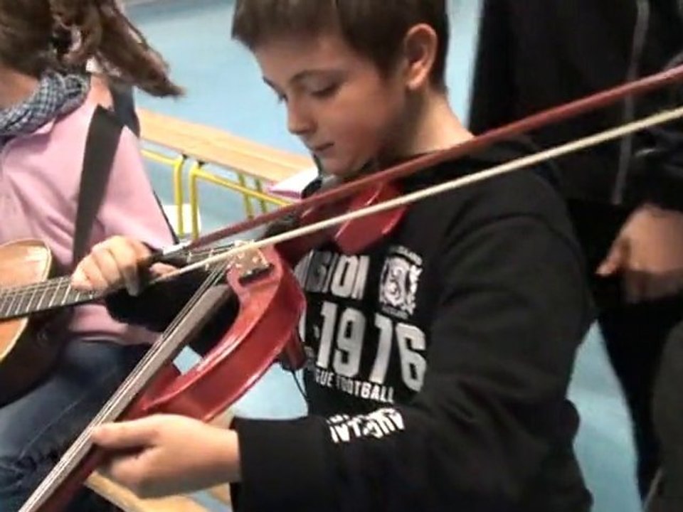 Quand Jules est au violon des copains d'accord's