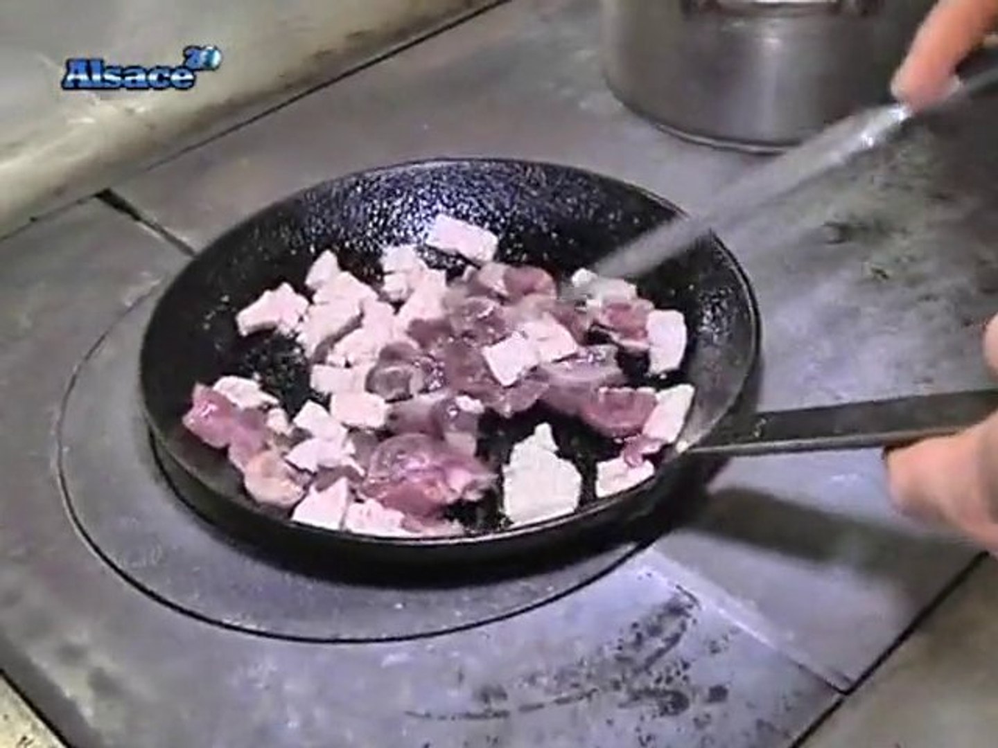 Recette Fricassee De Rognons Et De Ris De Veau Video Dailymotion