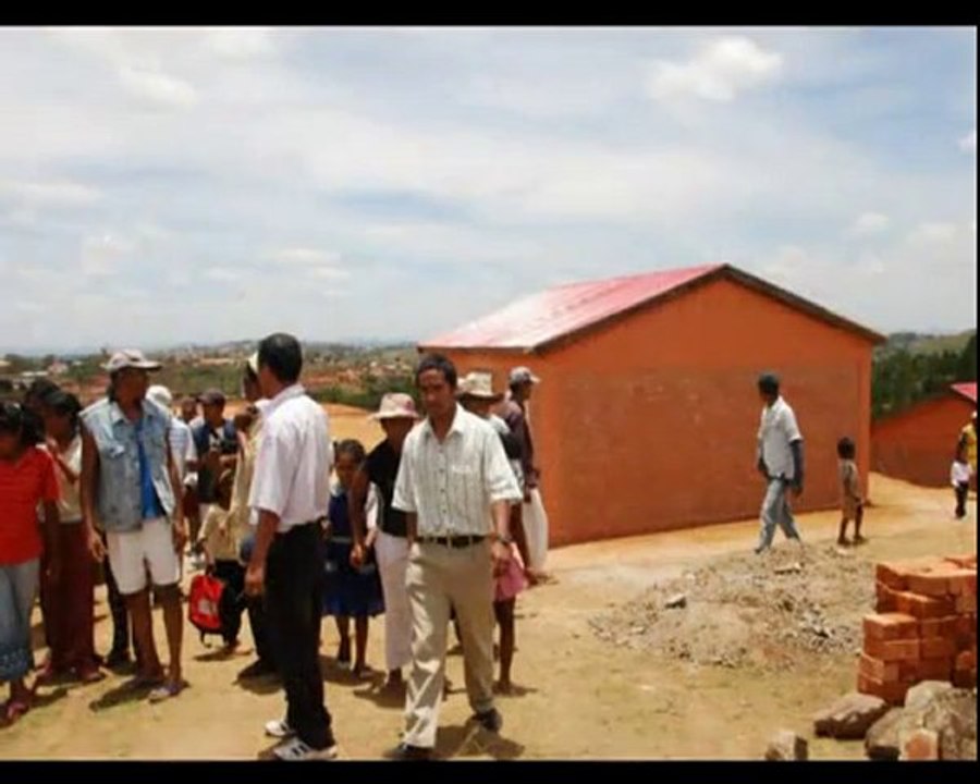 TRANO MORA : Anosiala Ambohidratrimo - Andry Rajoelina