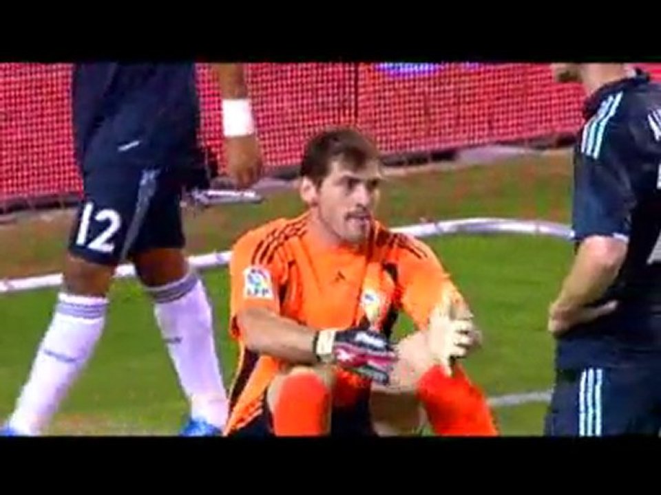 Disfruta_con_las_mejores_paradas_de_Iker_Casillas