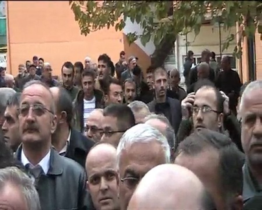Başkan Özdemir'in Acılı Günü . . .