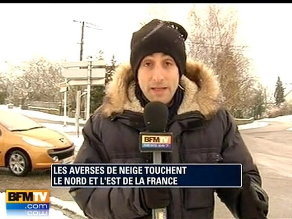 De la neige et du verglas sur les routes