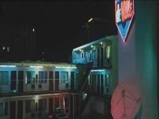 Mr and Mrs Smith raté4