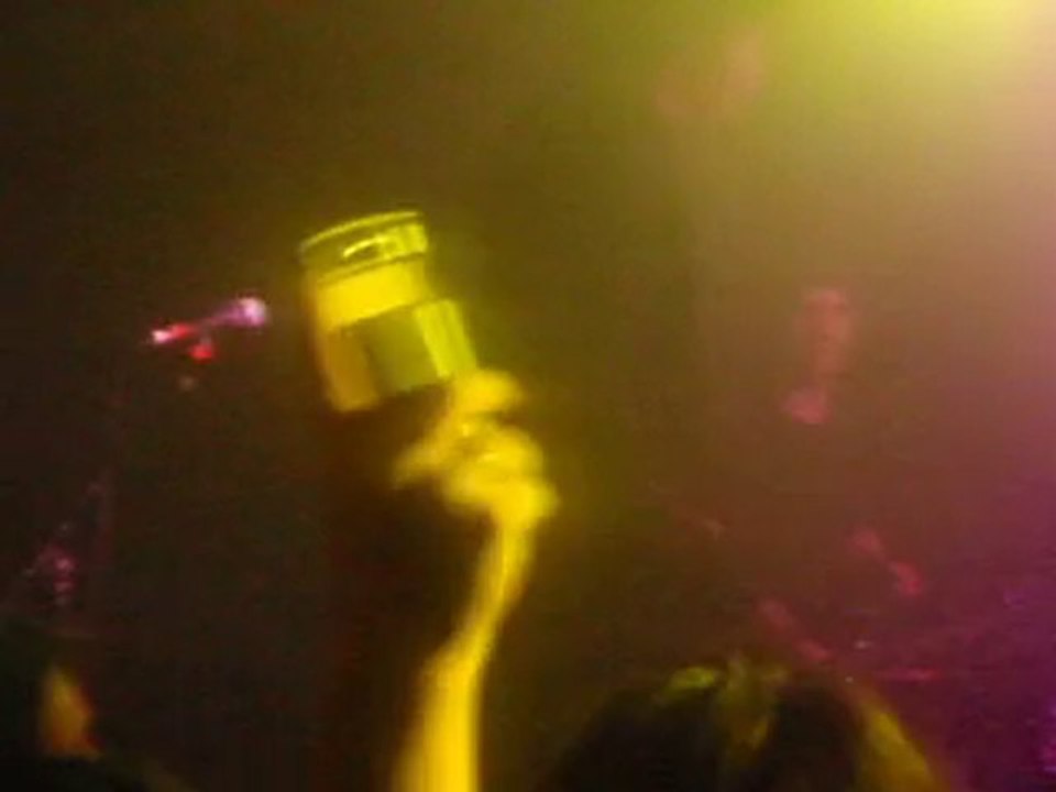 @Concert de Julian Perretta, à la Laiterie. 24/11/10!