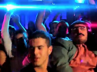 C ça ksé bon, le clip officiel de Ro et Cut