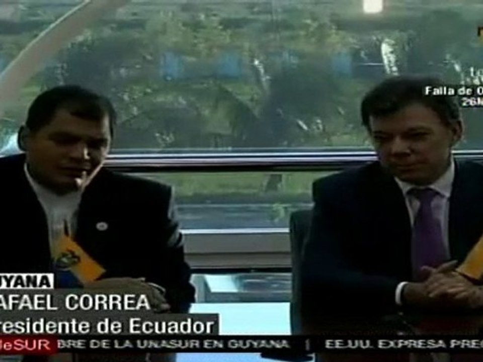 Santos y Correa anuncian restablecimiento pleno de relaciones
