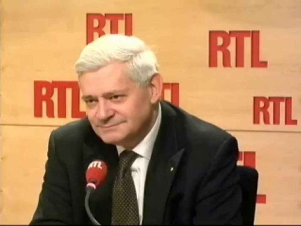 FN - Bruno Gollnisch - Interview 11/2010