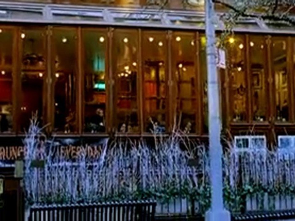 Aas Paas Khuda from Anjaana Anjaani - 2010