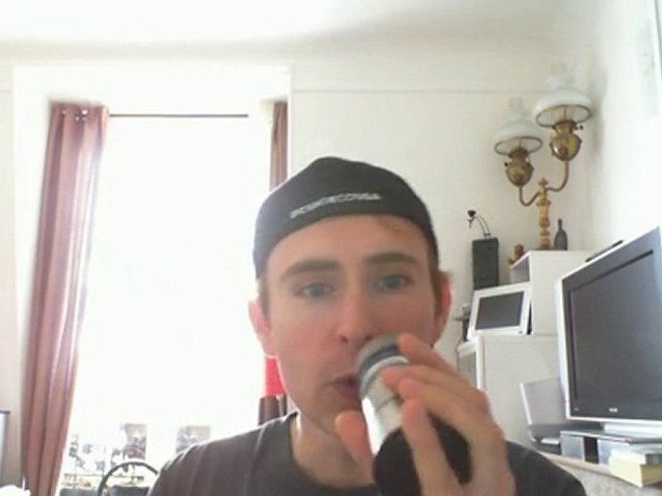 Wiwi égratigne "mais en attendant Maître Renard"