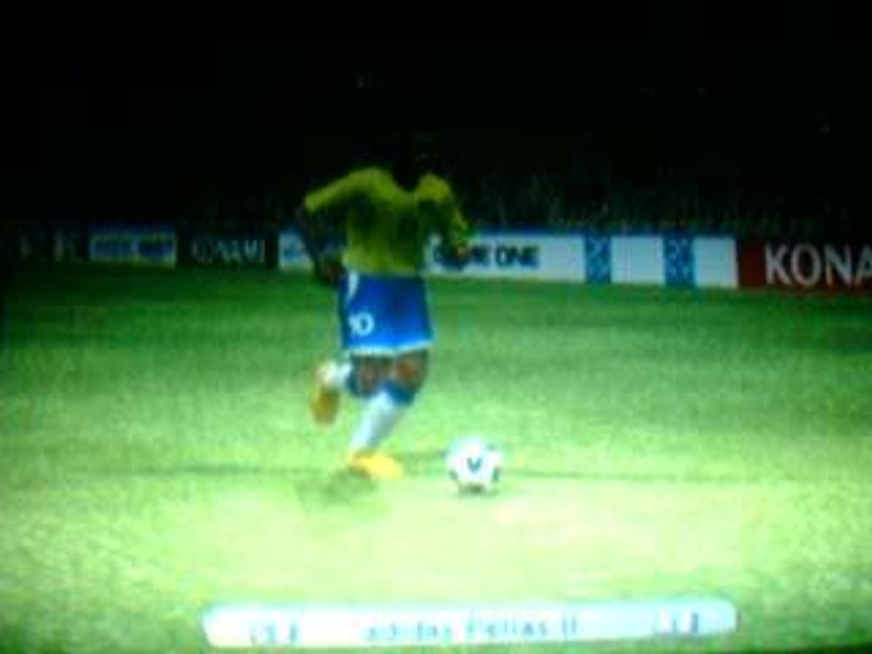 gestes techniques Ronaldinho pes5