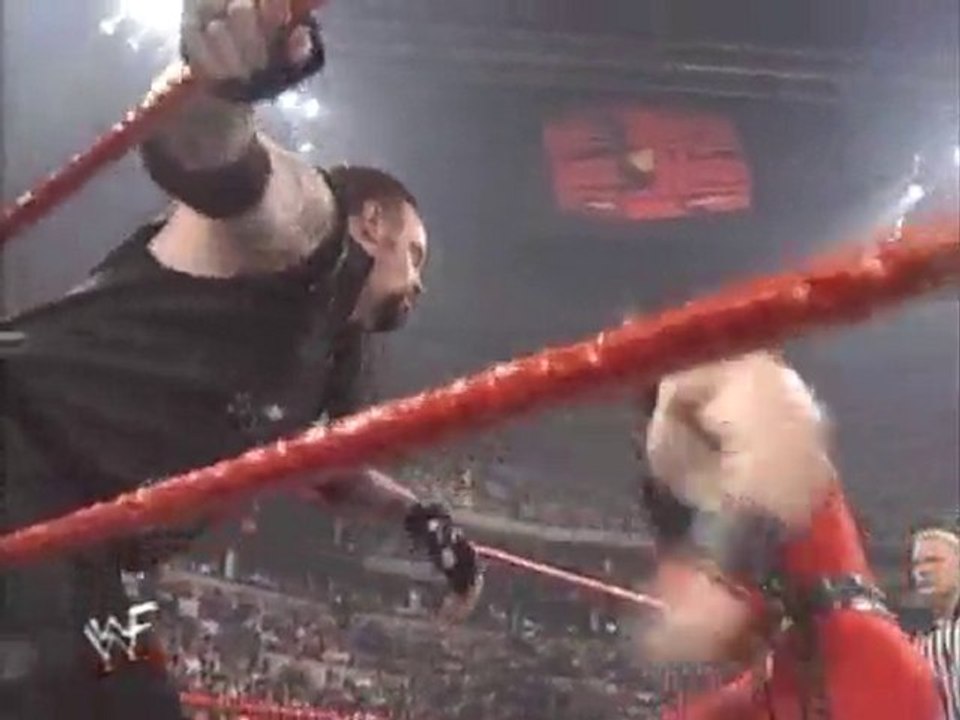 The Undertaker vs Kane at Wrestlemania XIV 2/4