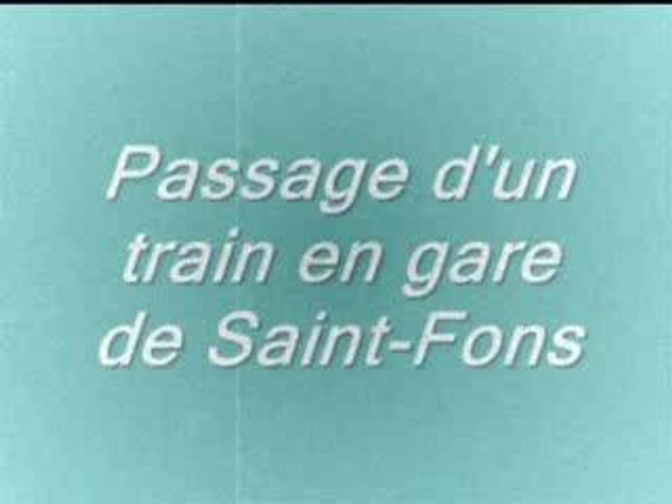 passage d'un train en gare de Saint-Fons