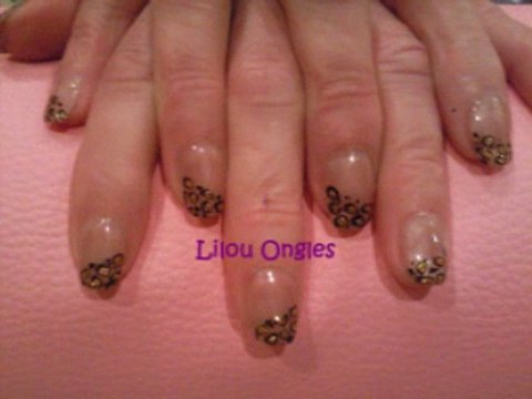 lilou ongles styliste ongulaire a domicile