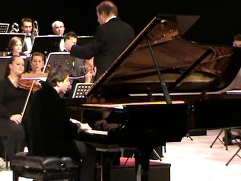 Fazıl Say'dan bir Türkiye prömiyeri; Nirvana Yanıyor