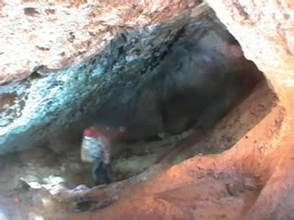 Katharerhoehle Coumo Loungo bei Arques