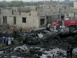 Pakistan: au moins douze morts suite au crash d'un avion à Karachi