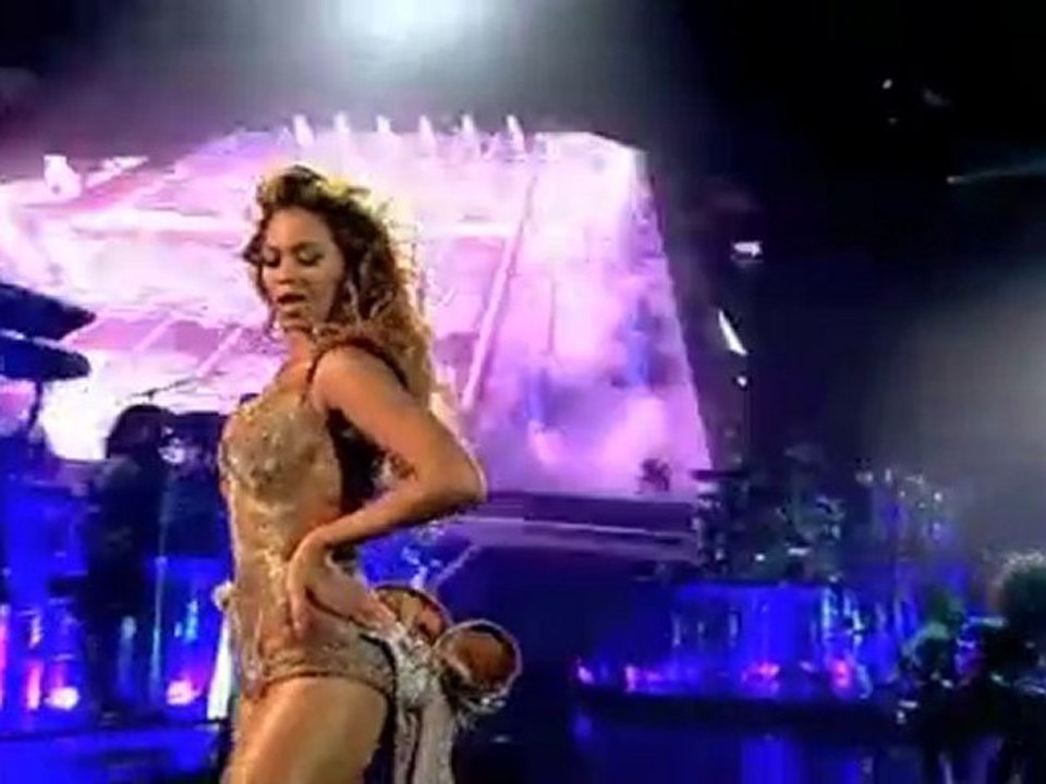 Beyoncé - Freakum Dress (I Am... World Tour)