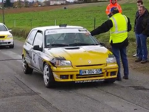 Julien Saunier au départ de l'es3 monts et coteaux