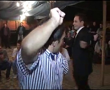 Ayşe ve Bahrinin Düğünü, Damat Tek Başına