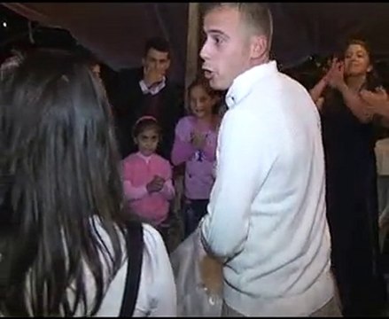 Ayşe ve Bahrinin Düğünü, Mezdeke