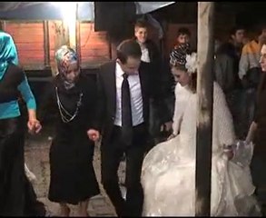 Ayşe ve Bahrinin Düğünü, Horon Halkası