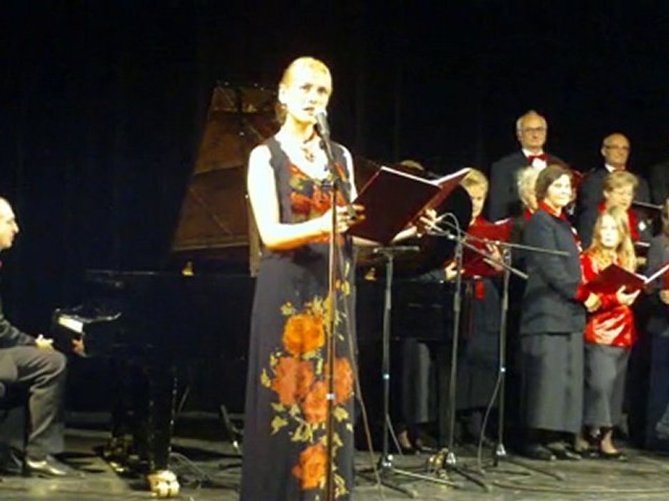 Brygida Rucinska recytuje Norwida