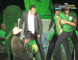 Medio Tiempo.com - Cuauhtémoc se vistió de Chiva, 5 de abril 2010