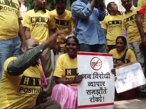 Médicaments génériques : campagne Hands off my medicine!