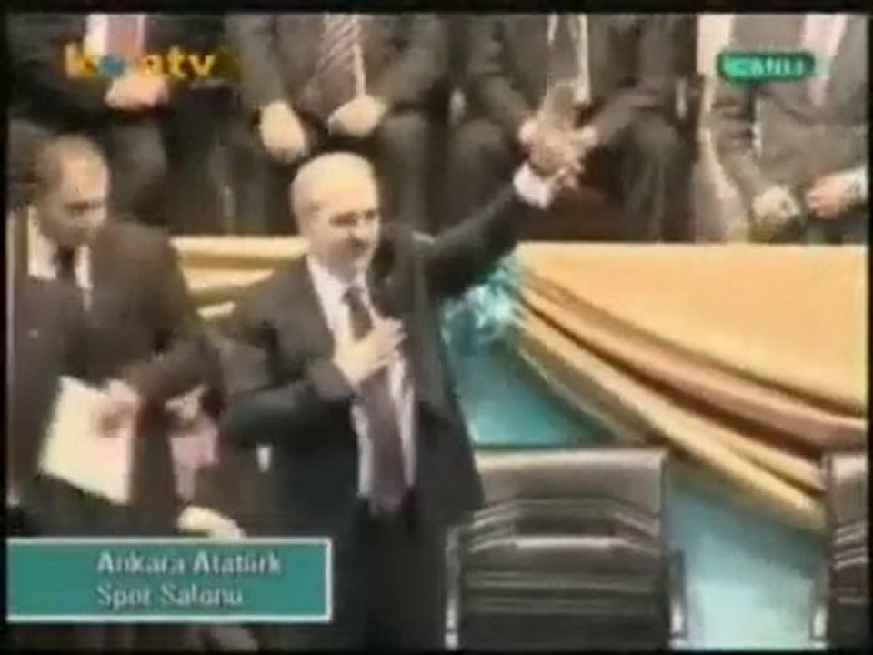 Has Parti Genel Başkanı Numan Kurtulmuş Kongre Salonunda
