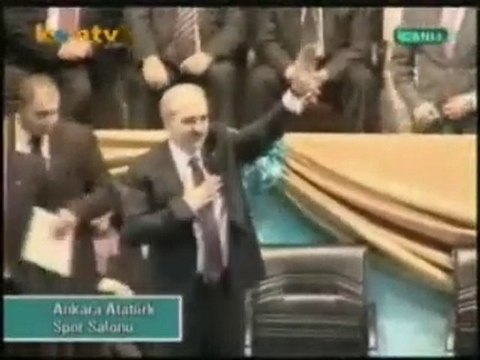 Has Parti Genel Başkanı Numan Kurtulmuş Kongre Salonunda