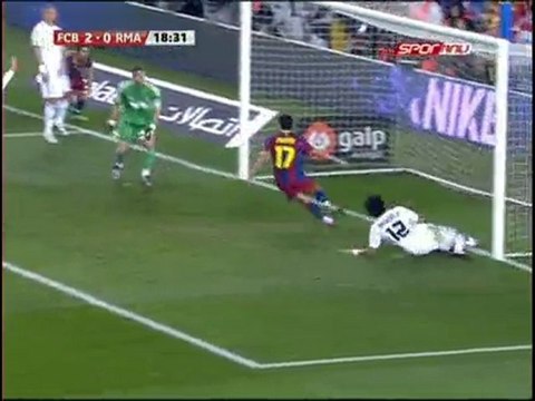 FC Barcelona - Real Madrid 2-0 Gol Pedro 29/11/2010