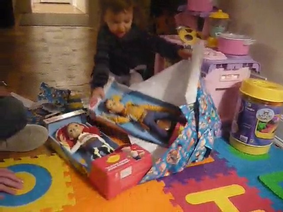 Abriendo regalos I