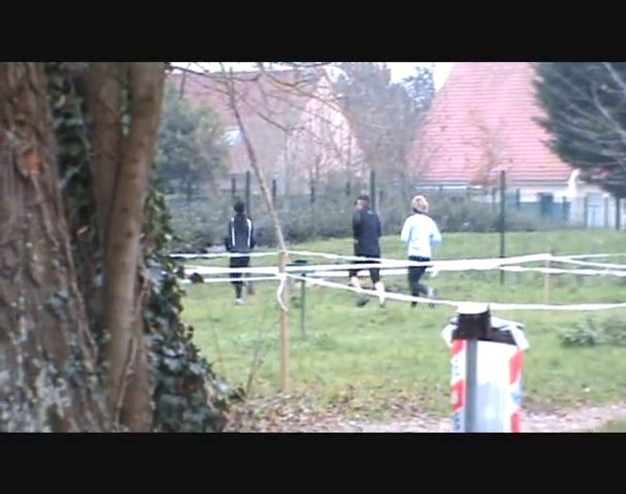 cross du bois magnier. à Berck sur mer 2010 (vidéo Eddy)