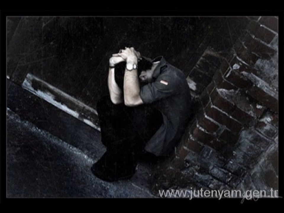 Allahin Varsa Dön Geri(Siir DeLiCoCuK)