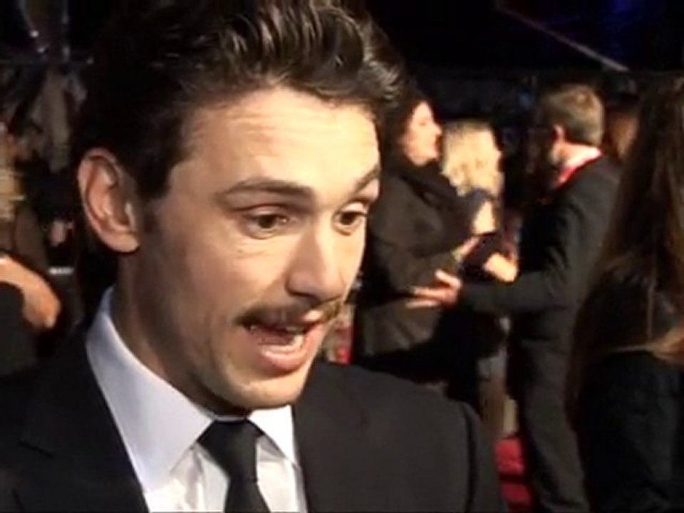 Anne Hathaway and James Franco to host Oscars 2011