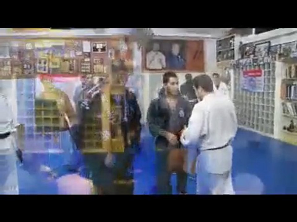 Dennis Survival Gun Disarming Michael Rueppel, Ran Steinberg