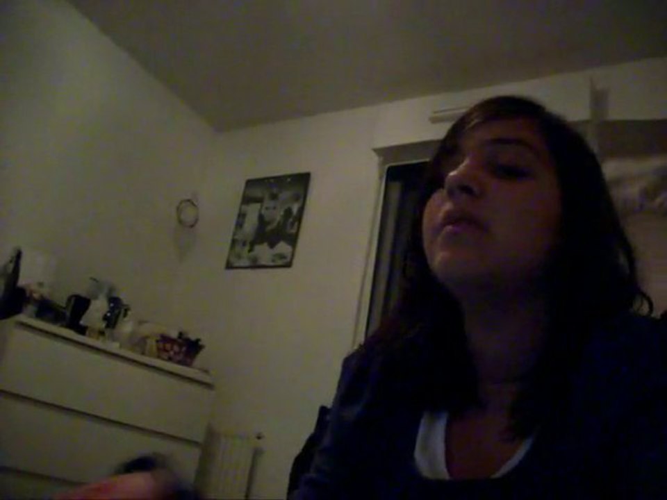 reprise de caroline costa qui je suis