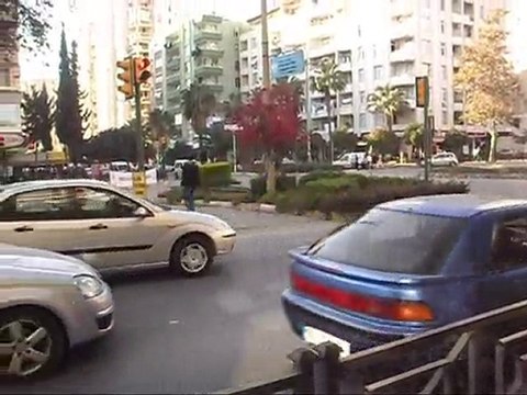 karşıdan karşıya geçiş