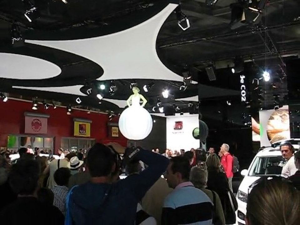 Paris Mondial de l’Automobile 2010 : animation Seat 1
