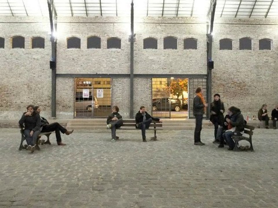 Installation de "l'Esplanade" à la Ferme du Buisson