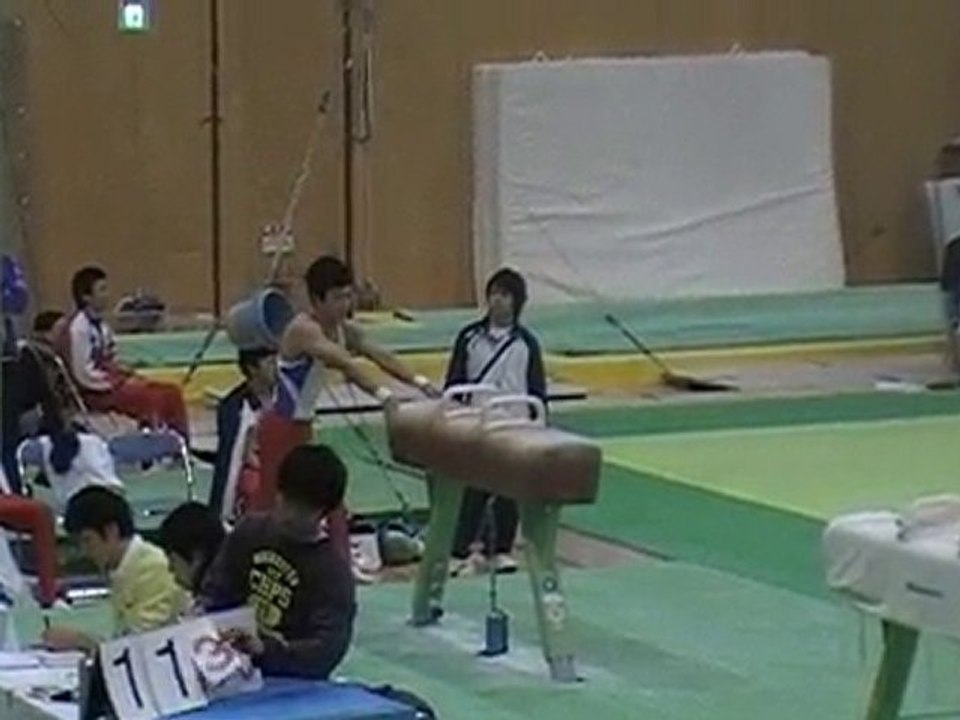 ２０１０霜月杯　田中謙伍　鞍馬２
