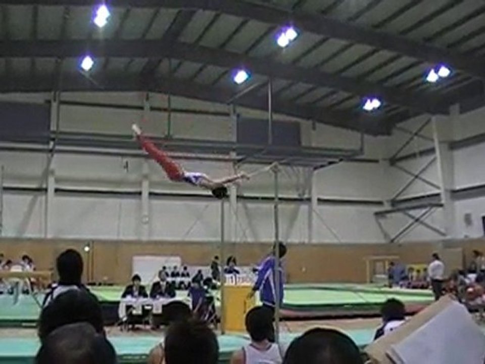 ２０１０霜月杯　田中謙伍　鉄棒