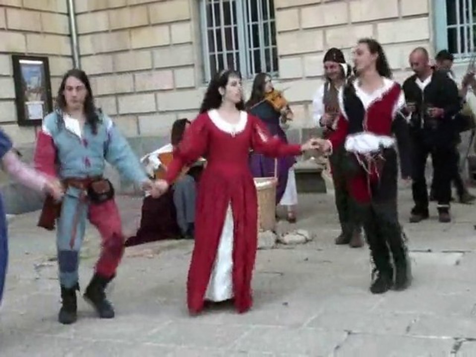 Bransle Lorraine/Bourrée d'Avignon - La Carité de Guingamor