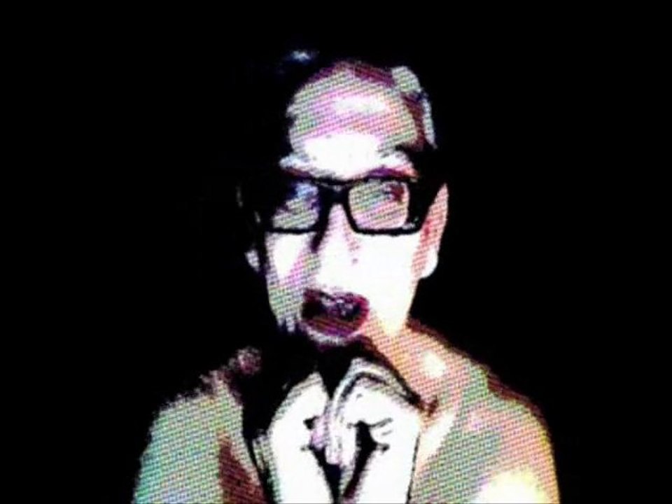 DESIRELESS !! UN  coup de chapeau de Christophe Tixier