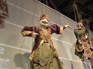 Un tour du monde en marionnettes