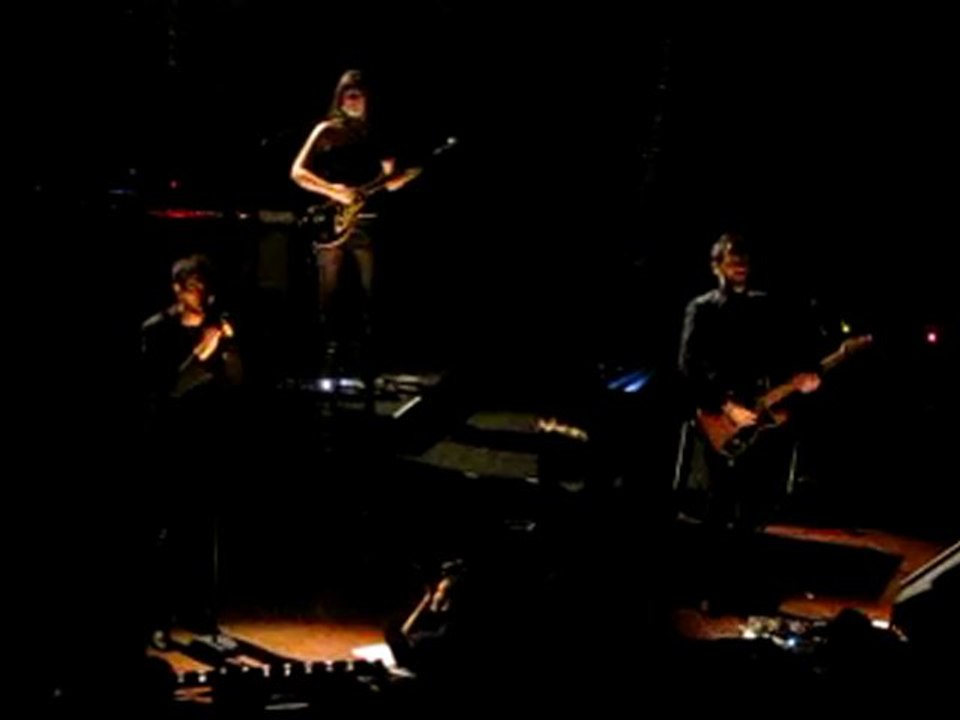 AaRON @ Toulouse Rise 01.12.10