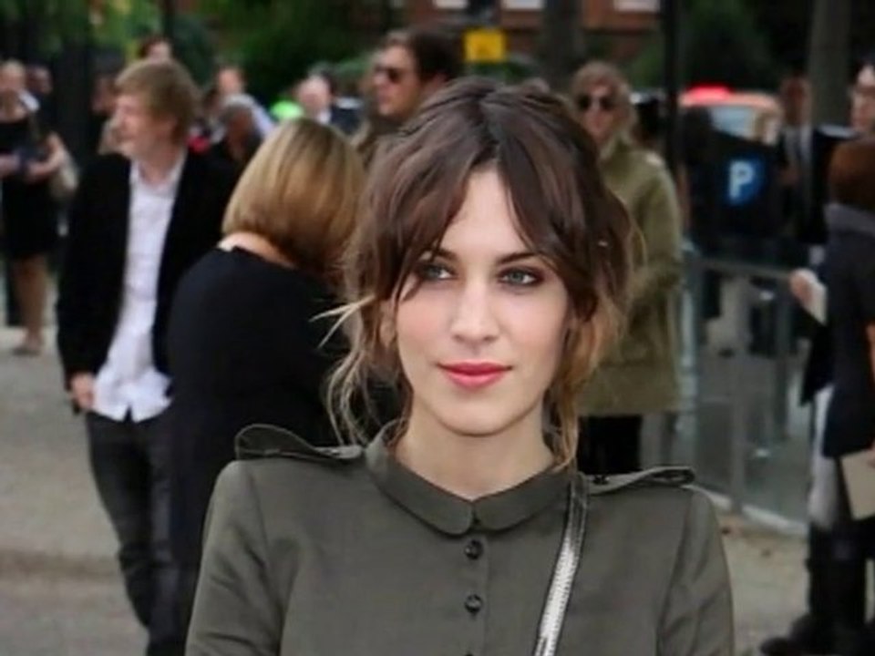 Celebs get "boot"-iful