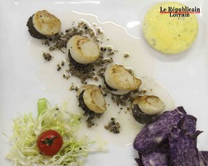 Salade tiède de coquilles Saint-Jacques aux truffes de Meuse